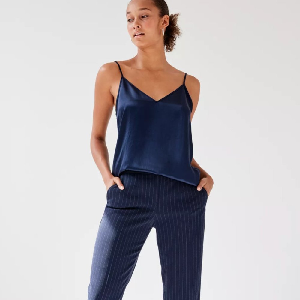 Babaton Everly Camisole Silky satin camisole